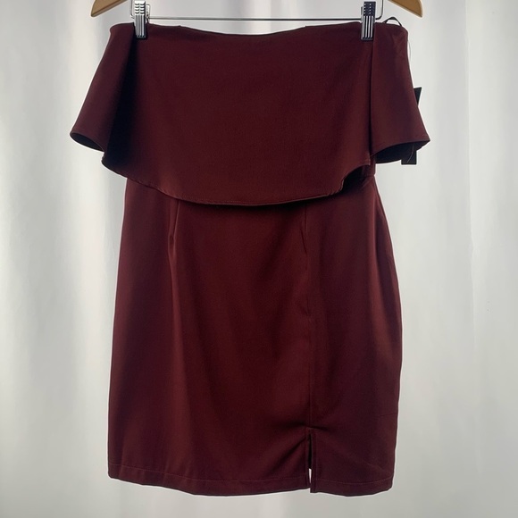 NWT Lulus Kiani Strapless Bodycon Dress in Burgundy Size Medium - Picture 3 of 9